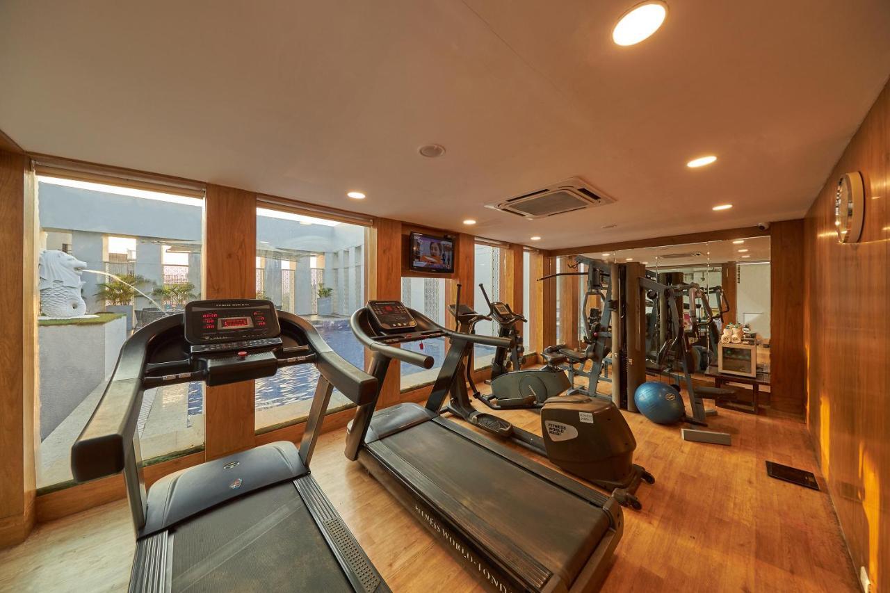 Royal Orchid Central Grazia, Нави Мумбай Екстериор снимка