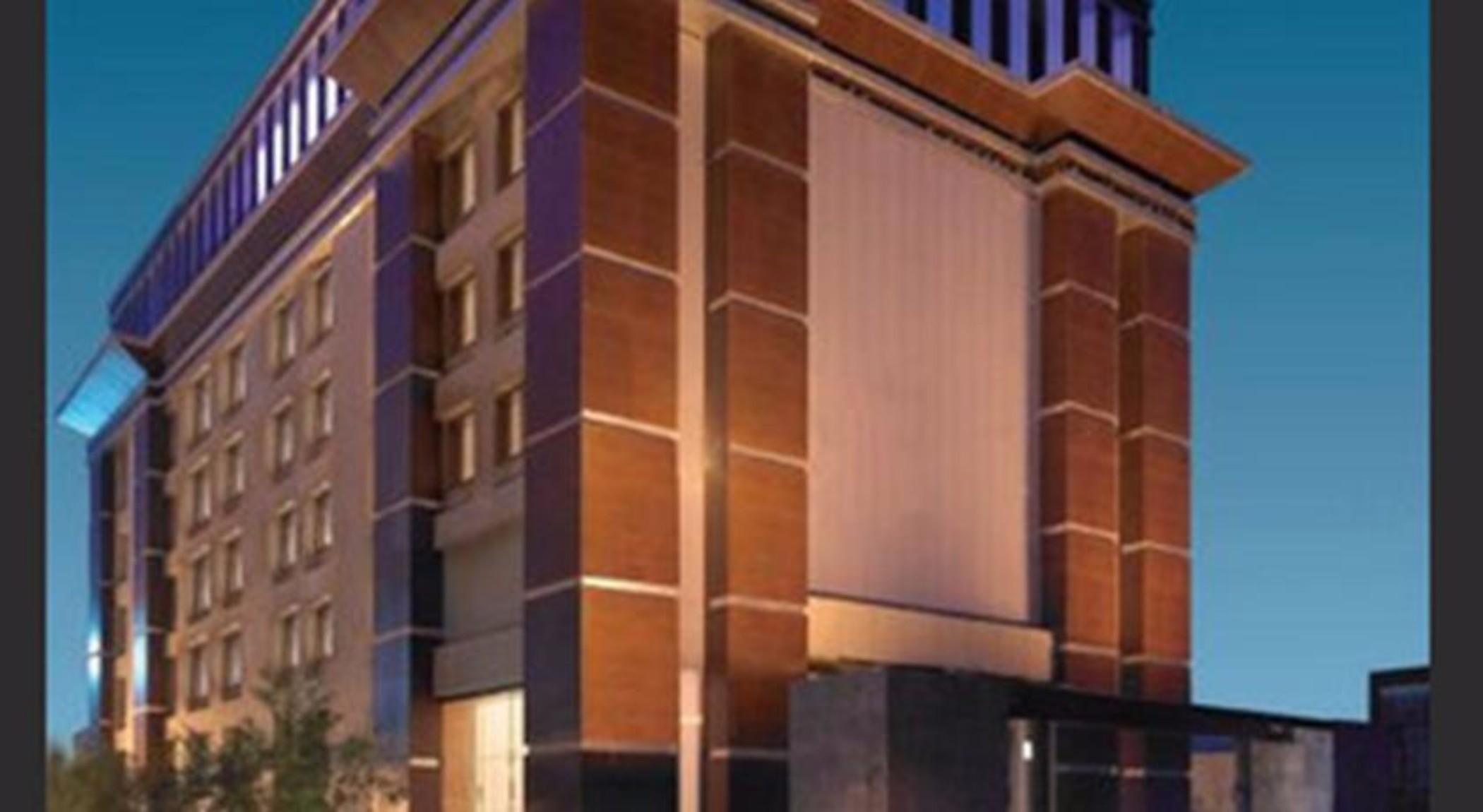 Royal Orchid Central Grazia, Нави Мумбай Екстериор снимка